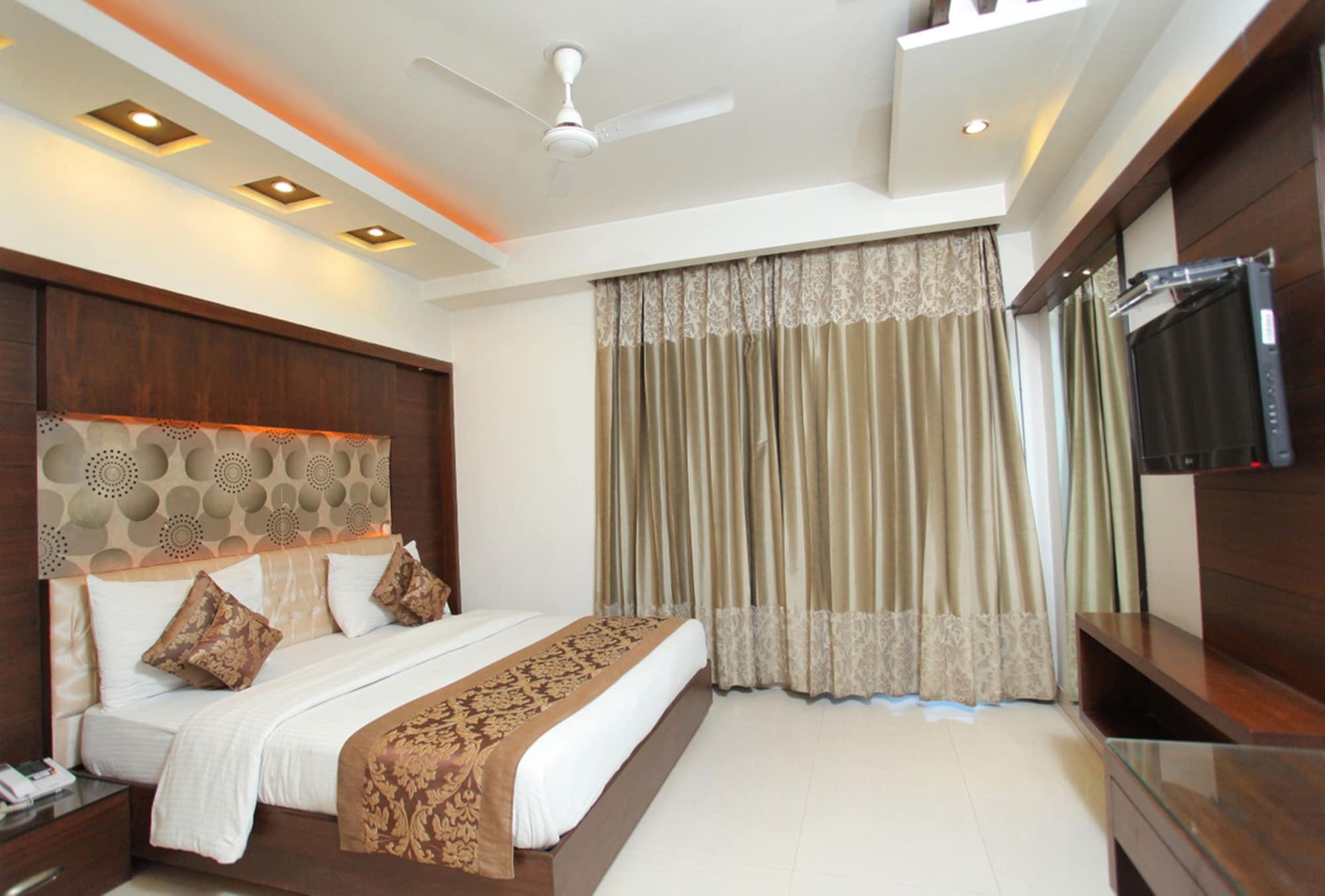 Hotel The Pearl New Delhi